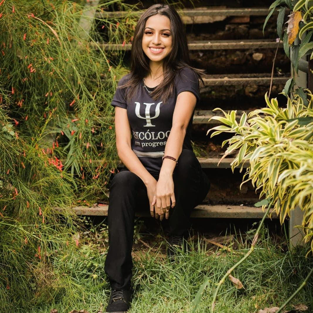 Foto da psicóloga Isadora Oliveira Santos 